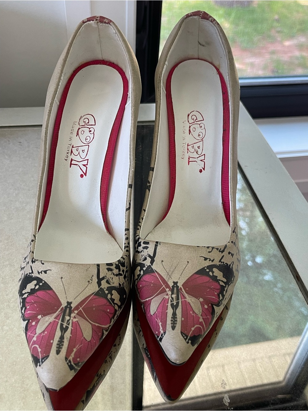 GOBY Women's Pink Butterfly Pointed-Toe Pumps (Red Bottom)